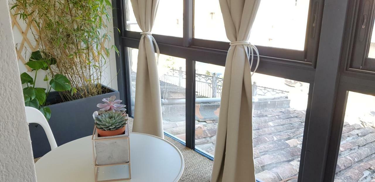 Le Particulier - Appart Hotel لا ريول المظهر الخارجي الصورة